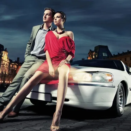 Airport Pick up with Strip by Limousine